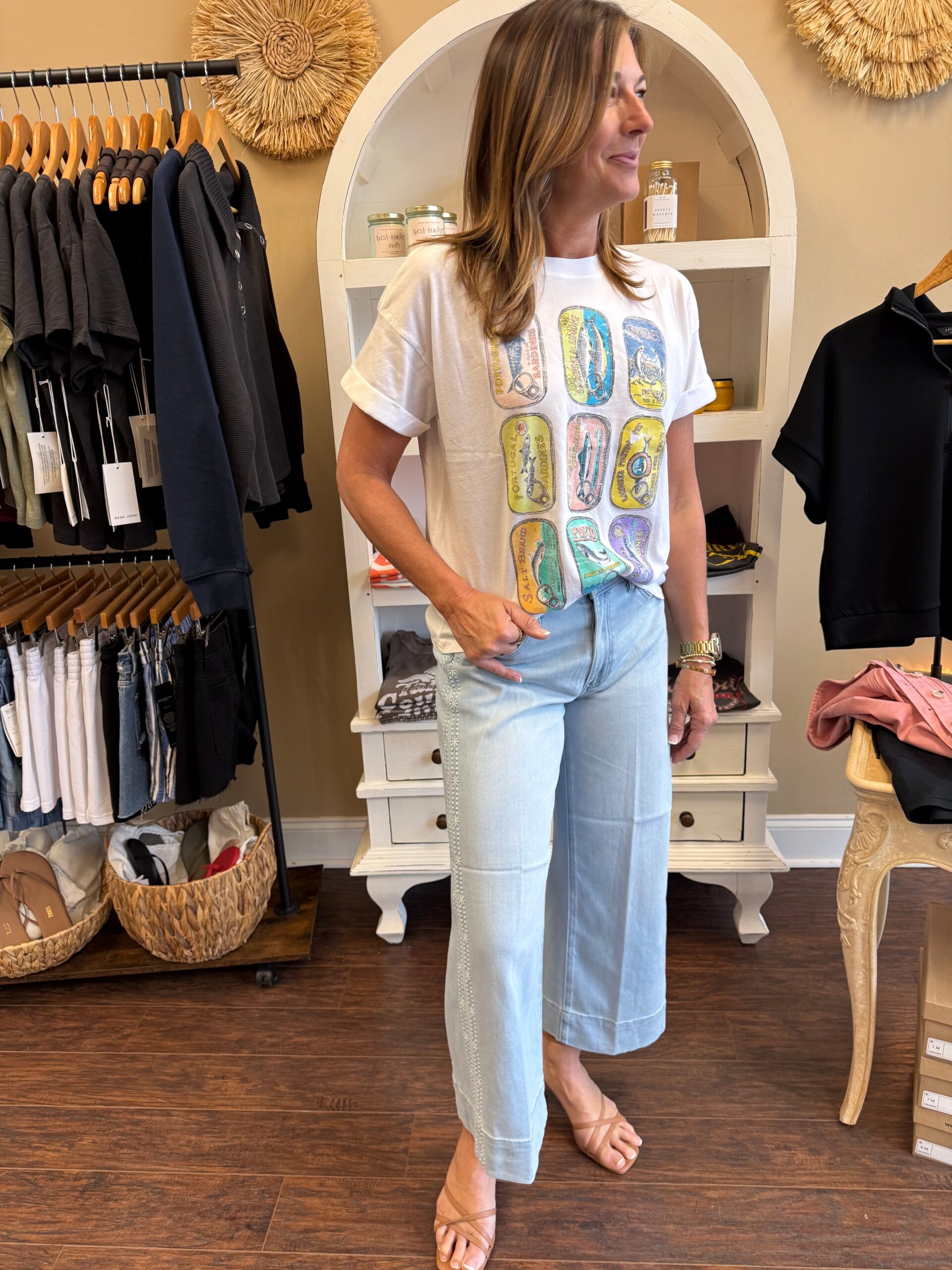Stride Crop Jean with Embroidered Side